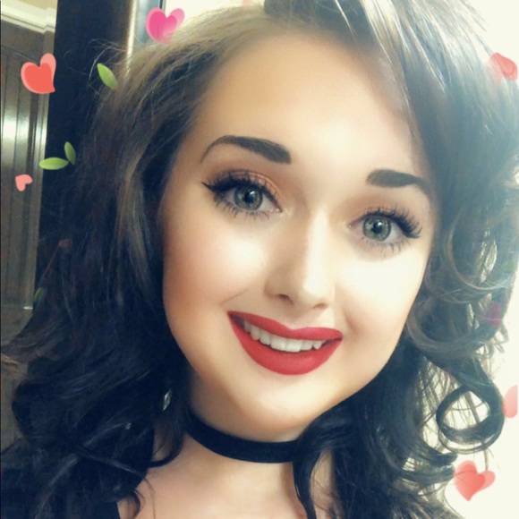 Meet your Posher, Mya - Picture 1 of 1